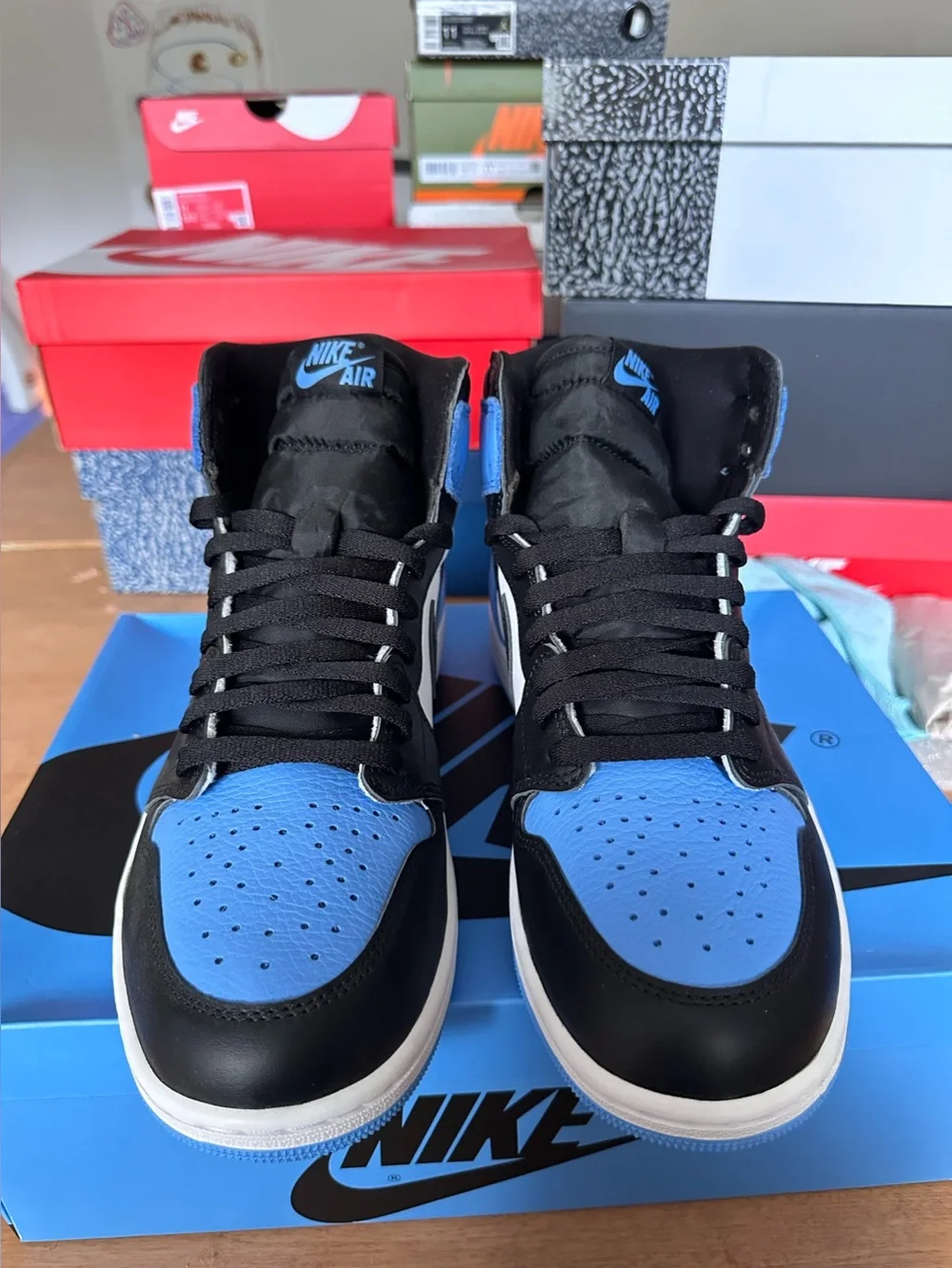 Air Jordan 1 Retro High- UNC toe (Size 11M) (DS)